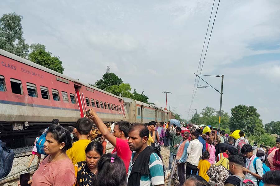 chandigarh dibrugarh rail accident